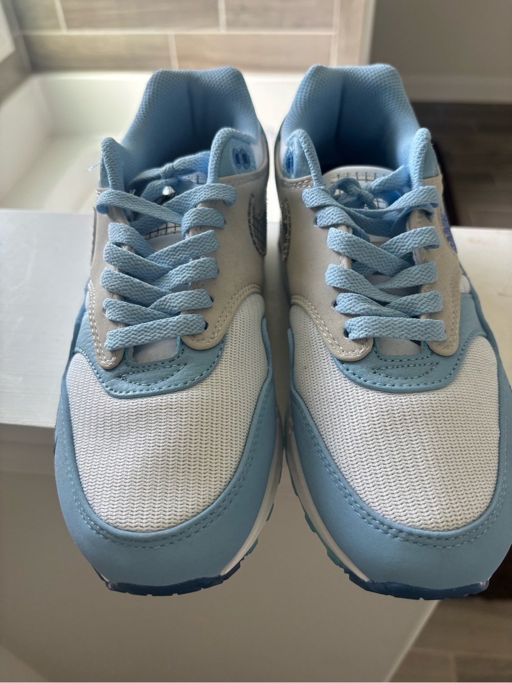 Nike Light Blue and White Women's Athletic Sneakers